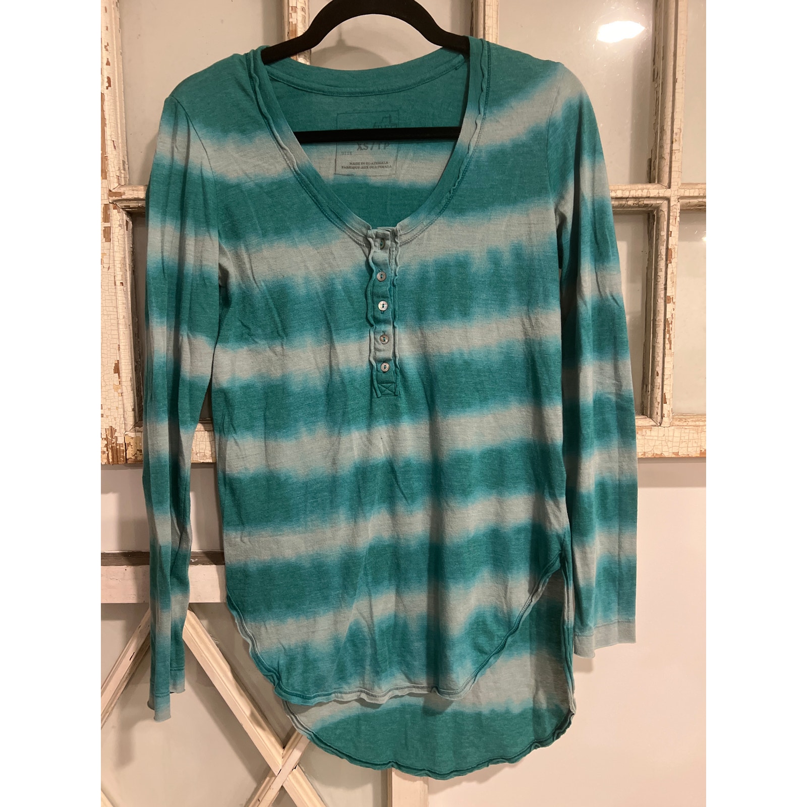 We The Free Size Xs Teal Tie Dye Long Sleeve Tee T-Shirt
